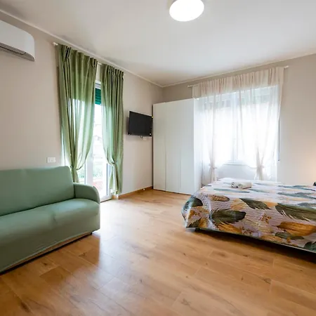 Apartment Guesthost - Cozy Balcony Flats Near The Sea Francavilla Francavilla Al Mare