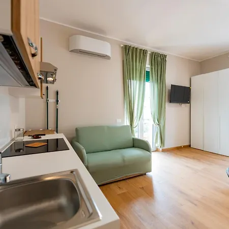 Guesthost - Cozy Balcony Flats Near The Sea Francavilla Apartment Francavilla Al Mare