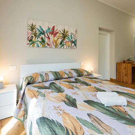Guesthost - Cozy Balcony Flats Near The Sea Francavilla