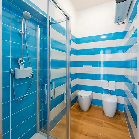 Guesthost - Cozy Balcony Flats Near The Sea Francavilla