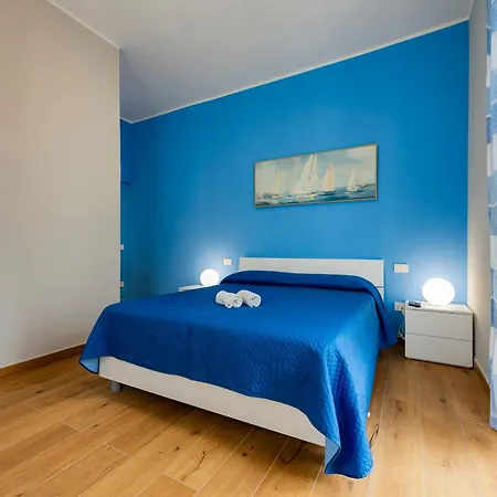Guesthost - Cozy Balcony Flats Near The Sea Francavilla Apartment *